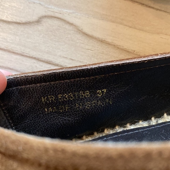 Authentic Yves Saint Laurent (YSL) shoes - Picture 4 of 4